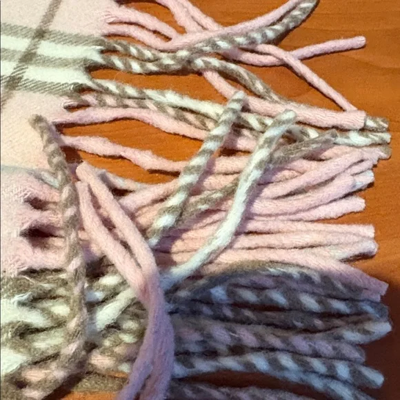 Burberry London 100% Cashmere Pink & Tan Nova Check Scarf - Picture 4 of 5